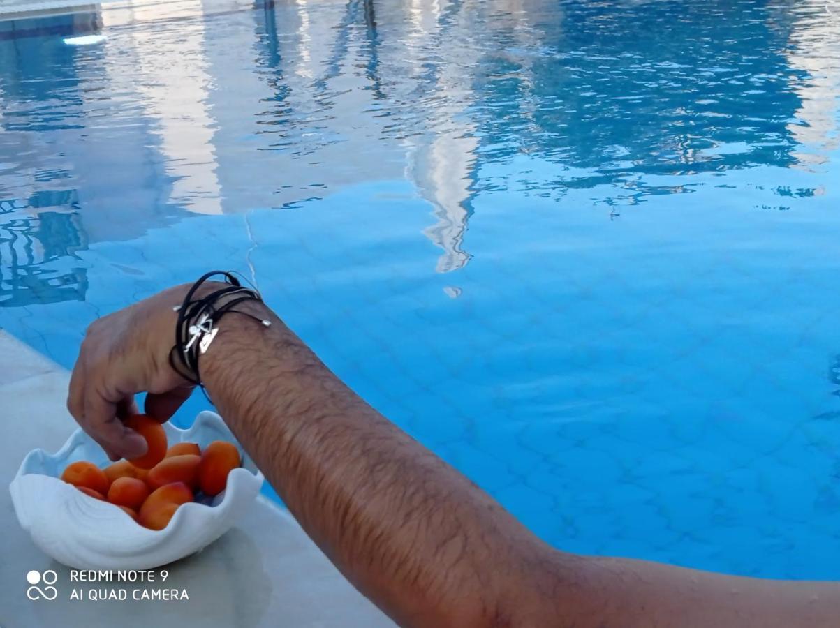 נאוסה Summer Shades Hotel - Ex Arkoulis מראה חיצוני תמונה