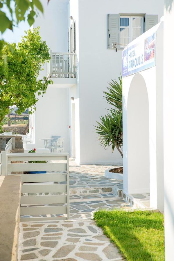 נאוסה Summer Shades Hotel - Ex Arkoulis מראה חיצוני תמונה