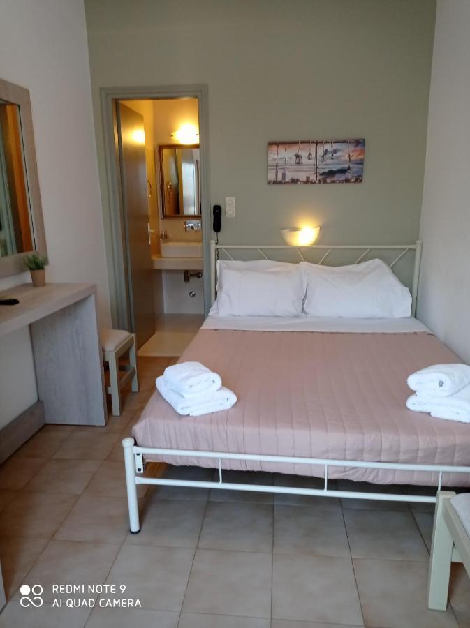נאוסה Summer Shades Hotel - Ex Arkoulis מראה חיצוני תמונה